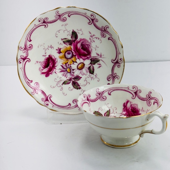 Paragon Double Warrant Tea Cup & Saucer Floral Multi Color England Gold Trim Vtg - Picture 4 of 15